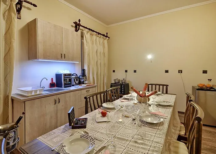 Lemonia Luxury Corfu (city)